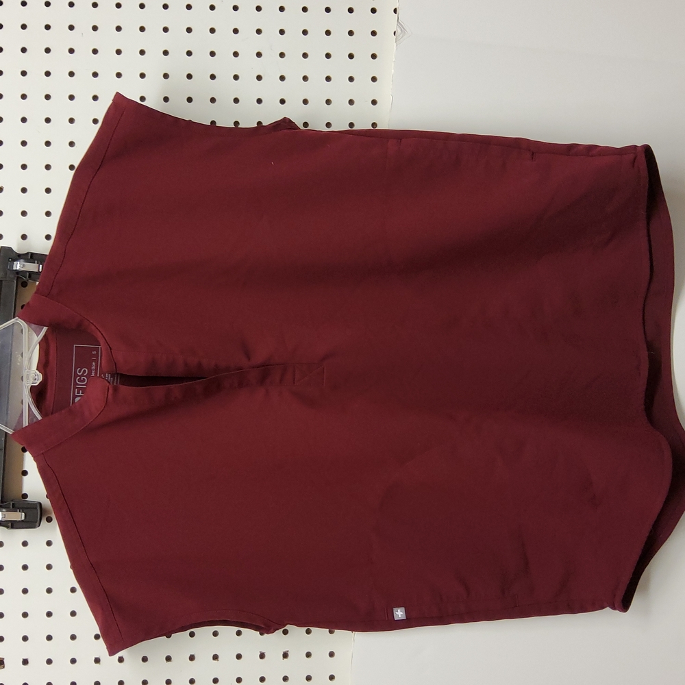 FIGS oversized Rafaela technical collection size small